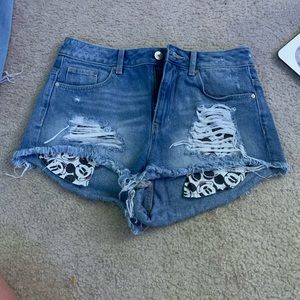 h&m divided disney mickey mouse jean shorts